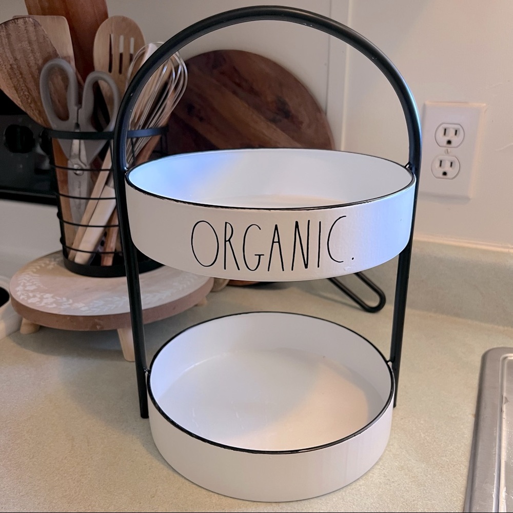 Rae Dunn Tier Stand🥕🍅🥔🫑🥑🧅